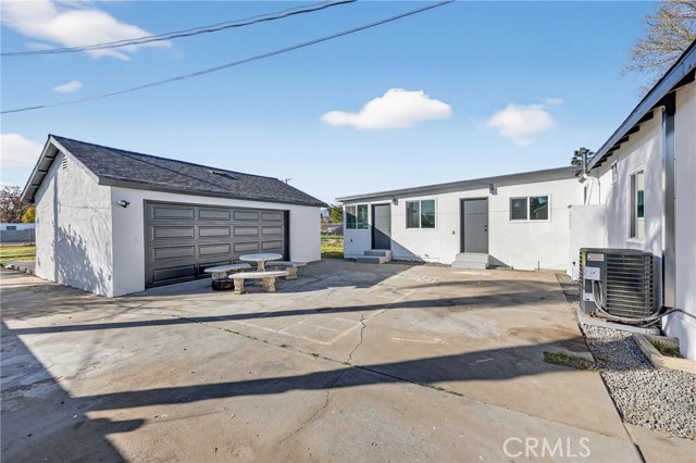 Detail Gallery Image 35 of 39 For 6994 Elmwood, San Bernardino,  CA 92404 - 3 Beds | 2 Baths