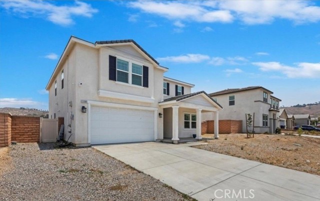 Detail Gallery Image 2 of 23 For 21288 Telegraph Rd, Riverside,  CA 92507 - 5 Beds | 3 Baths