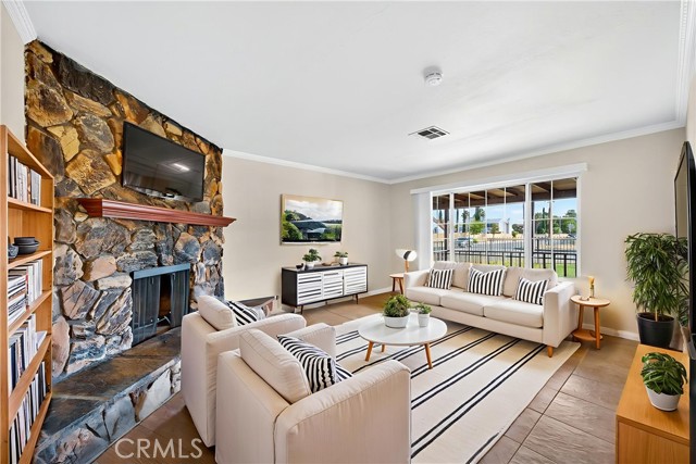 Detail Gallery Image 6 of 49 For 42359 52nd, Lancaster,  CA 93536 - 3 Beds | 2 Baths