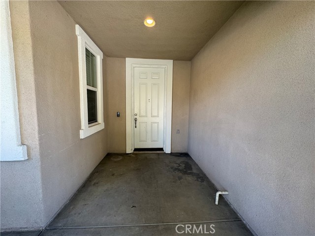 Detail Gallery Image 4 of 67 For 14570 Piedmont Dr, Moreno Valley,  CA 92555 - 5 Beds | 3/1 Baths