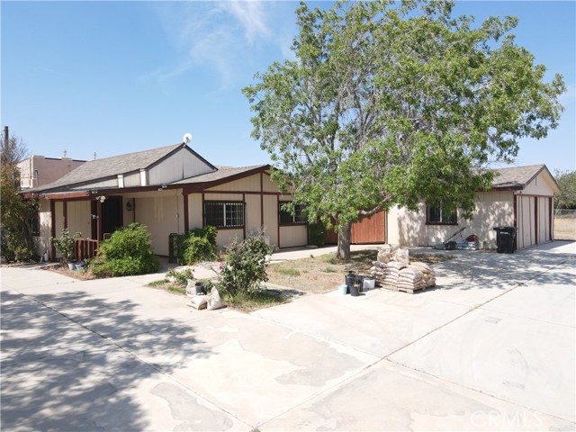 9582 Buttemere Road, Phelan CA: https://media.crmls.org/medias/125d02e0-b300-4b31-b6cd-34a3a478fd38.jpg