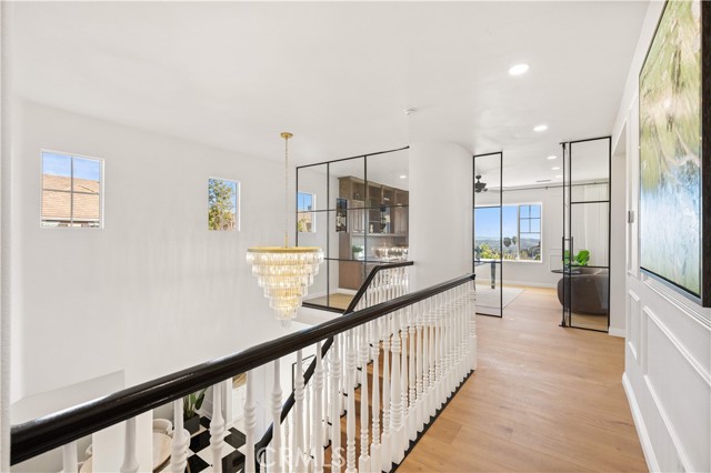 Image 42 of 71 For 23195 Stoneridge