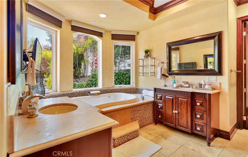 MLS #OC26172160 image #14