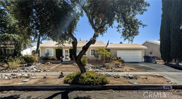 Detail Gallery Image 2 of 17 For 870 Falcon Ln, Redlands,  CA 92374 - 4 Beds | 2 Baths