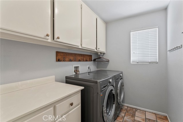 3064 Drake Street, Corona CA: https://media.crmls.org/medias/125e765d-880c-4b20-95e6-322c201f65d0.jpg