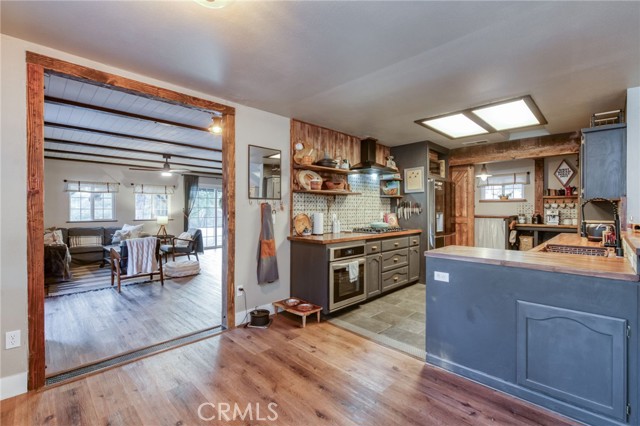 Detail Gallery Image 11 of 67 For 40955 Jean Road, Oakhurst,  CA 93644 - 4 Beds | 3 Baths