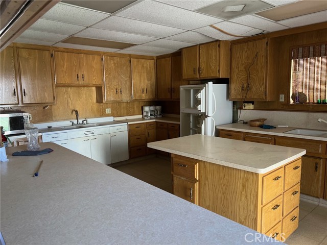 Image 10 of 21 For 601 Trinity Avenue
