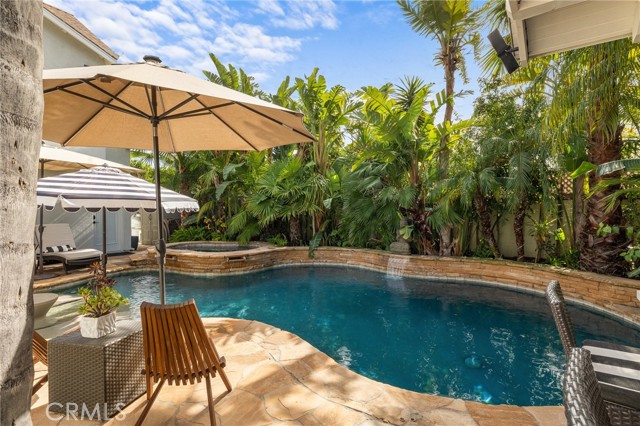 10340 Margate Street, North Hollywood CA: https://media.crmls.org/medias/125fada6-5a3d-498a-abec-d9b2661fb8fc.jpg