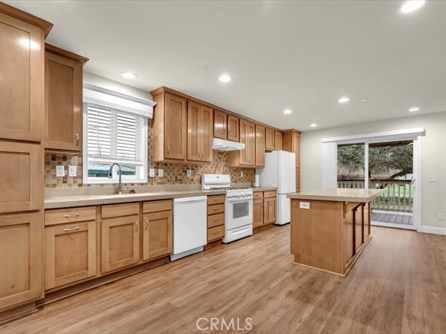 Detail Gallery Image 4 of 56 For 8435 Hollis St, Los Molinos,  CA 96055 - 3 Beds | 2 Baths