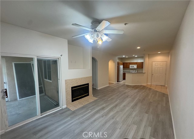 Detail Gallery Image 4 of 28 For 26368 Arboretum Way #3202,  Murrieta,  CA 92563 - 2 Beds | 2 Baths