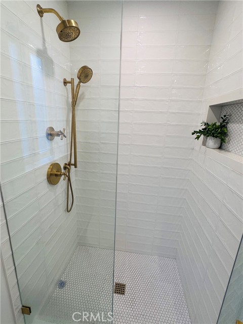 Detail Gallery Image 18 of 22 For 611 Avenue C, Redondo Beach,  CA 90277 - 3 Beds | 2 Baths