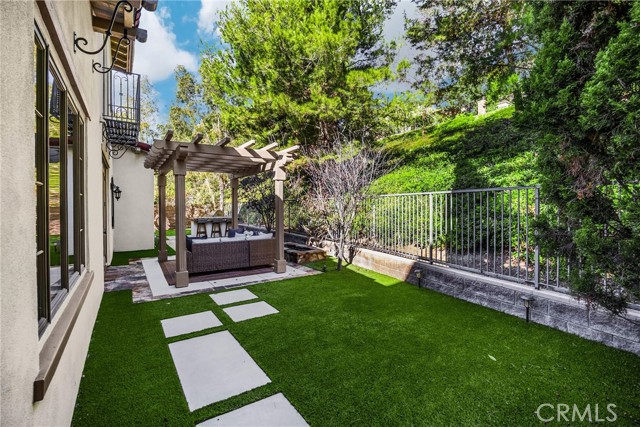 Detail Gallery Image 69 of 75 For 34 Tall Hedge, Irvine,  CA 92603 - 4 Beds | 4/1 Baths