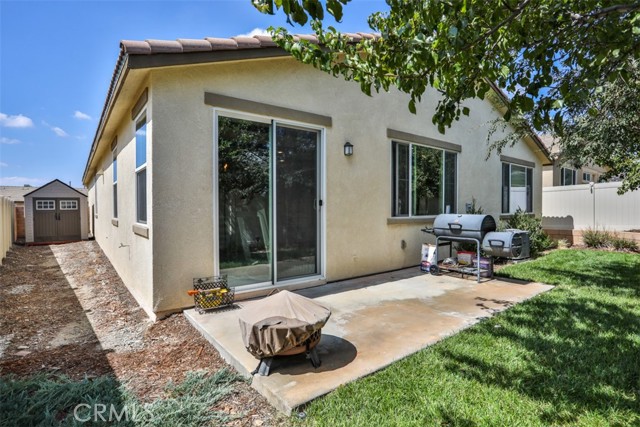 3985 Arrow Wood Road, San Bernardino CA: https://media.crmls.org/medias/12609cdd-f073-41b3-b1bc-b18889bfa353.jpg