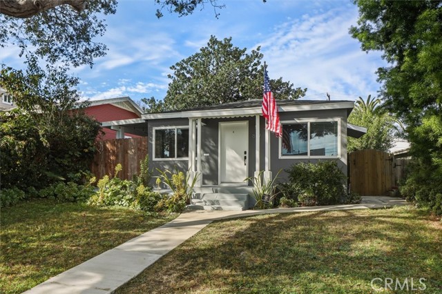 Detail Gallery Image 5 of 43 For 807 Cota, Torrance,  CA 90501 - 2 Beds | 1 Baths