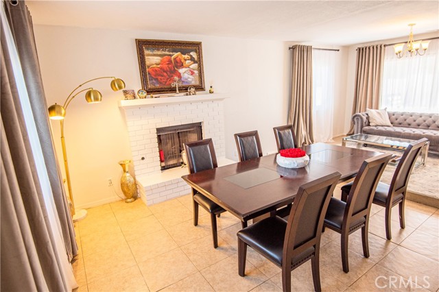 36457 Harold 3rd Street, Palmdale CA: https://media.crmls.org/medias/1260d8cc-7679-4e36-8d70-2de43830359d.jpg