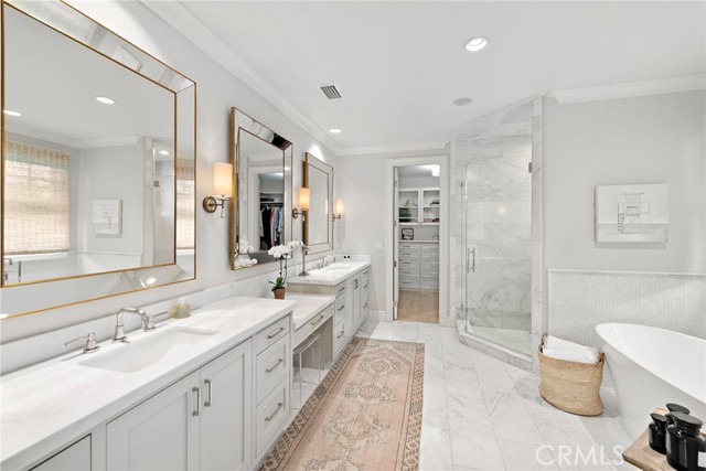 Detail Gallery Image 2 of 29 For 77 Old Course Dr, Newport Beach,  CA 92660 - 4 Beds | 3/1 Baths