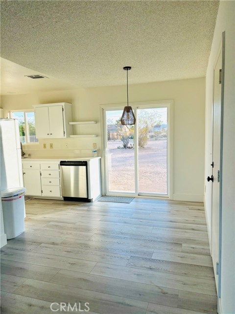 Detail Gallery Image 5 of 19 For 58207 Campanula St, Yucca Valley,  CA 92284 - 3 Beds | 1/1 Baths