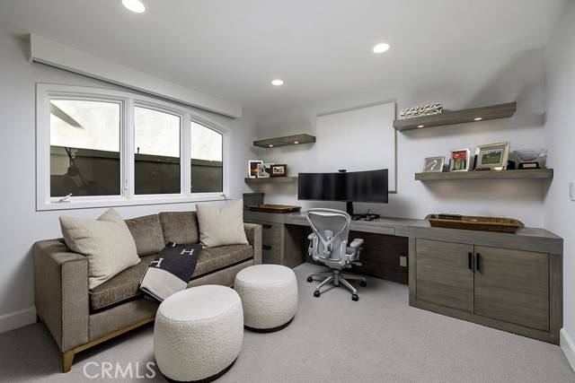 Detail Gallery Image 27 of 63 For 704 via Lido Nord, Newport Beach,  CA 92663 - 4 Beds | 4/1 Baths