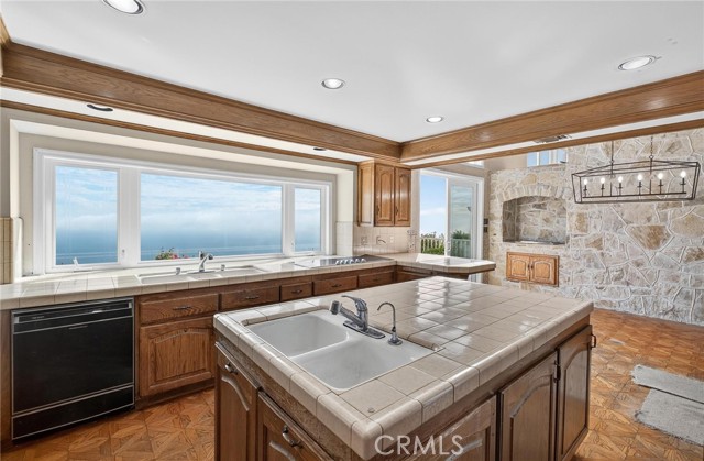 Detail Gallery Image 25 of 75 For 40 Santa Catalina, Rancho Palos Verdes,  CA 90275 - 6 Beds | 4/1 Baths
