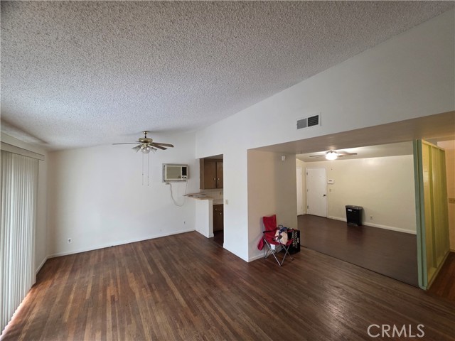 10141 Brockway Street, El Monte CA: https://media.crmls.org/medias/12622227-fe1f-450d-82a4-23b670dc3896.jpg