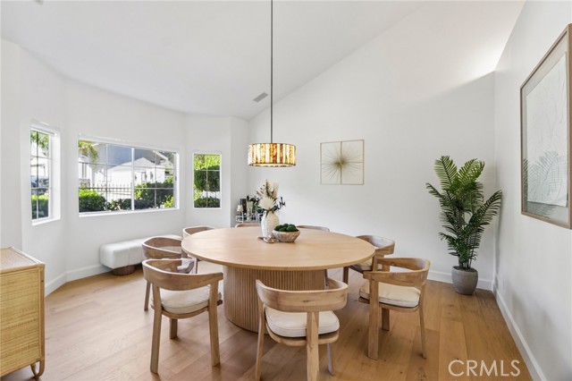 22501 Marilla Street photo 10