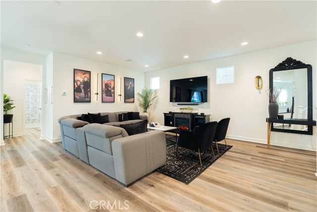 Detail Gallery Image 8 of 34 For 3664 E Happy Paseo, Ontario,  CA 91761 - 4 Beds | 3 Baths