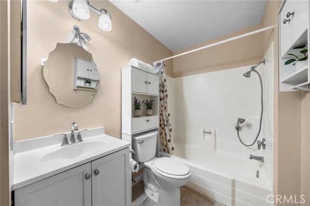 Detail Gallery Image 8 of 16 For 13212 La Jolla 307b,  La Mirada,  CA 90638 - 1 Beds | 1 Baths