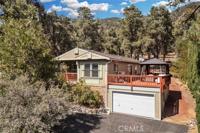 16713 Caribou Drive, Pine Mountain Club CA: https://media.crmls.org/medias/1263a99d-44a2-4049-9e8b-1af49d3910d2.jpg