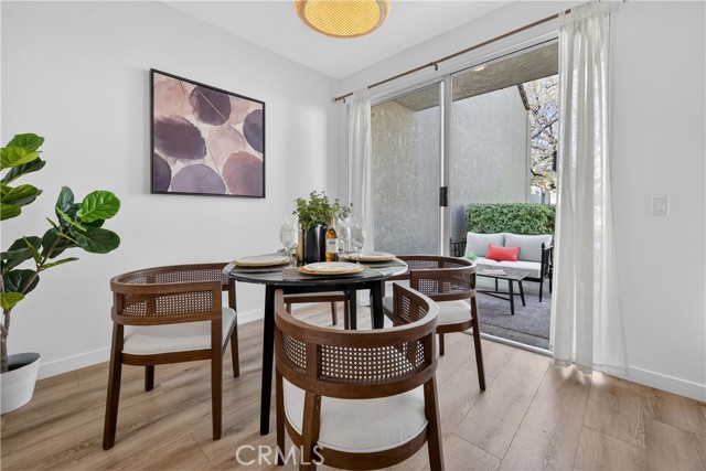 Detail Gallery Image 17 of 47 For 5534 Las Virgenes #119,  Calabasas,  CA 91302 - 3 Beds | 2/1 Baths