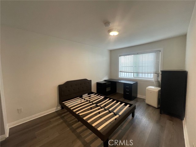 Detail Gallery Image 10 of 12 For 1250 W 37th St #2,  Los Angeles,  CA 90007 - 2 Beds | 1 Baths