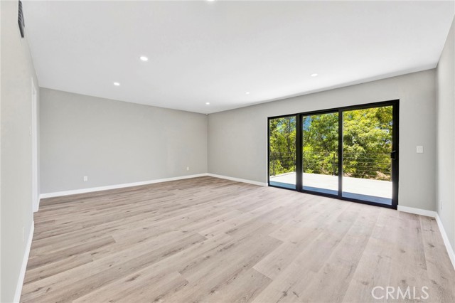 20101 Greenbriar Drive, Tarzana CA: https://media.crmls.org/medias/1266021c-4a7c-41af-b794-a96b03400061.jpg