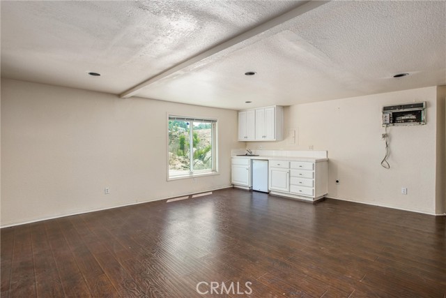 6966 Ranch View Road, Riverside CA: https://media.crmls.org/medias/12661ac4-b90b-4346-b0a7-c0aca04727f2.jpg