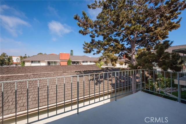 Detail Gallery Image 13 of 38 For 22679 Nadine Cir #B,  Torrance,  CA 90505 - 2 Beds | 1/1 Baths