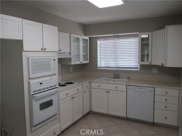 Image 42 of 50 For 26145 Cherry Hills Boulevard