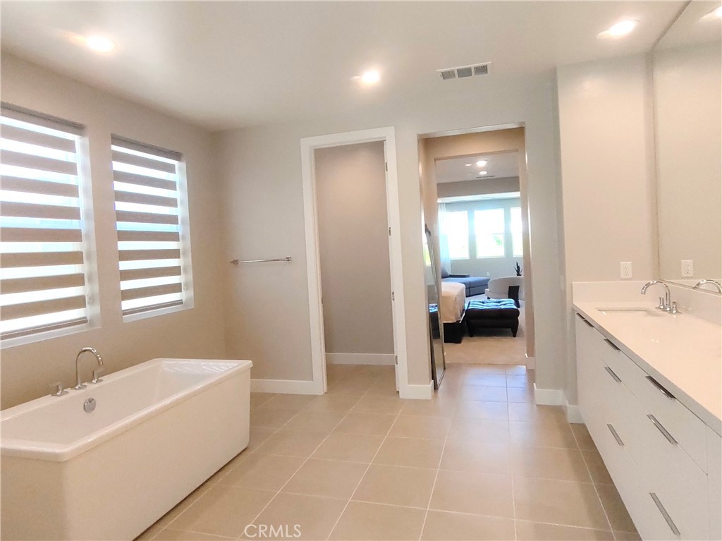 MLS #OC26162493 image #25