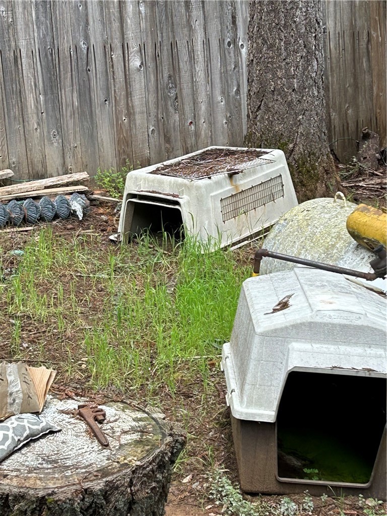 https://media.crmls.org/medias/1269e9c5-b44a-4768-8d9d-b944b68492b8.jpg?preset=X-Large