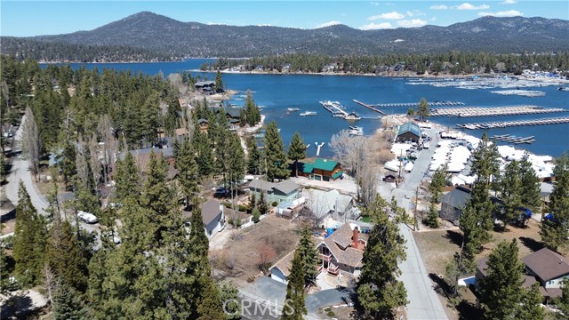Detail Gallery Image 22 of 27 For 627 Cienega Rd, Big Bear Lake,  CA 92315 - – Beds | – Baths