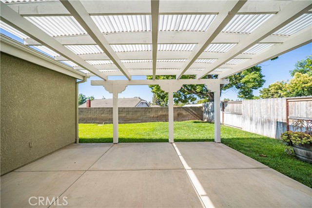 1440 Amanda Place, Upland CA: https://media.crmls.org/medias/126ca571-ebcb-46ce-94b0-ef9e52edc8d5.jpg