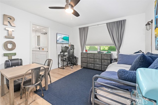 Detail Gallery Image 33 of 41 For 600 Cliff Dr, Newport Beach,  CA 92663 - 5 Beds | 4/1 Baths