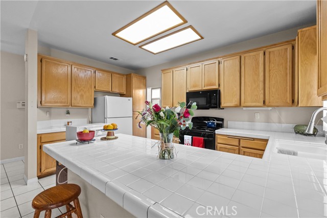 Detail Gallery Image 17 of 35 For 29385 Polo St, Highland,  CA 92346 - 4 Beds | 3 Baths