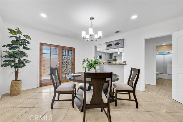15844 San Jose Avenue, La Puente CA: https://media.crmls.org/medias/126d8527-097b-477f-ad77-39b2b45d271f.jpg