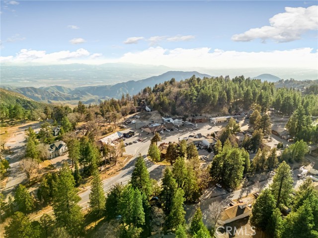 Detail Gallery Image 37 of 40 For 32143 West Dr, Running Springs,  CA 92382 - 2 Beds | 1/1 Baths