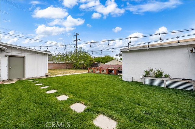 1326 Clock Avenue, Redlands CA: https://media.crmls.org/medias/126ec15b-f54f-4b24-9a35-a5ce6172dddf.jpg