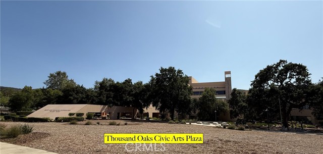 1 Skyline Drive, Thousand Oaks CA: https://media.crmls.org/medias/12703e98-e573-4bcf-9eea-90fe2b79da8a.jpg