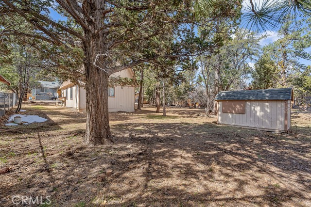 Detail Gallery Image 21 of 28 For 523 Wabash Ln, Sugarloaf,  CA 92386 - 2 Beds | 1 Baths