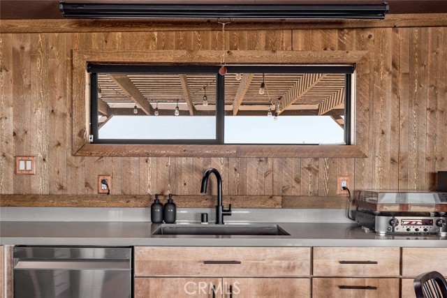 65645 Saturn Road, Joshua Tree CA: https://media.crmls.org/medias/12709506-5909-47c0-8a01-c9bff0401a26.jpg