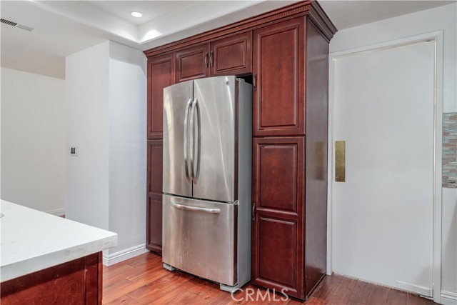 Detail Gallery Image 12 of 33 For 9781 La Esperanza, Fountain Valley,  CA 92708 - 4 Beds | 2 Baths