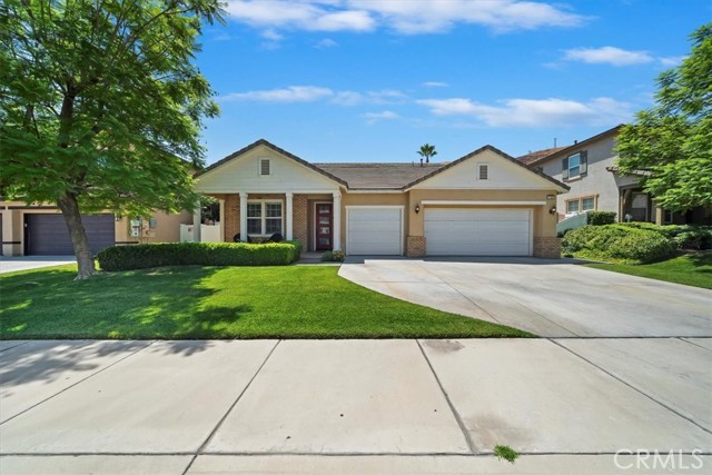 Detail Gallery Image 1 of 48 For 1129 Shady Creek Dr, San Bernardino,  CA 92407 - 3 Beds | 2 Baths
