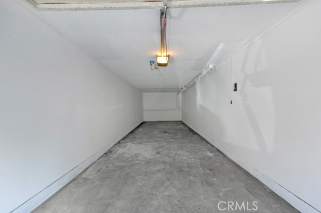 Detail Gallery Image 27 of 36 For 9047 Willis Ave #7,  Panorama City,  CA 91402 - 3 Beds | 2/1 Baths