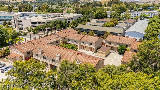 60 Casa Street, San Luis Obispo CA: https://media.crmls.org/medias/1272bd92-d38a-4043-86eb-9698f7b562fe.jpg